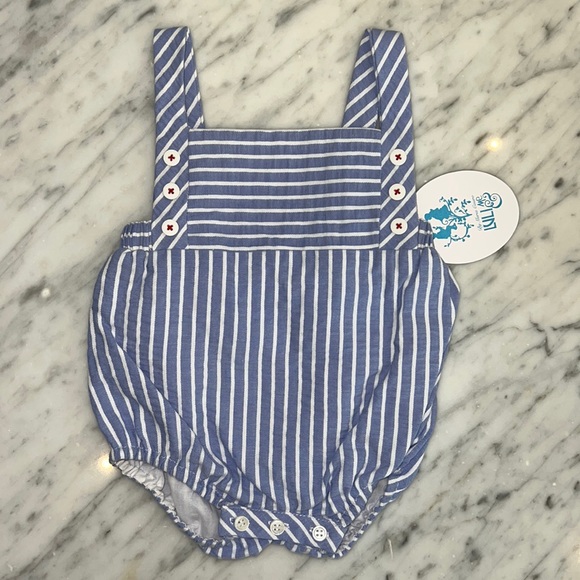 Luli & Me Baby Boys Two Tone Romper - Light Blue Bottom with White Top Smocked in Blue